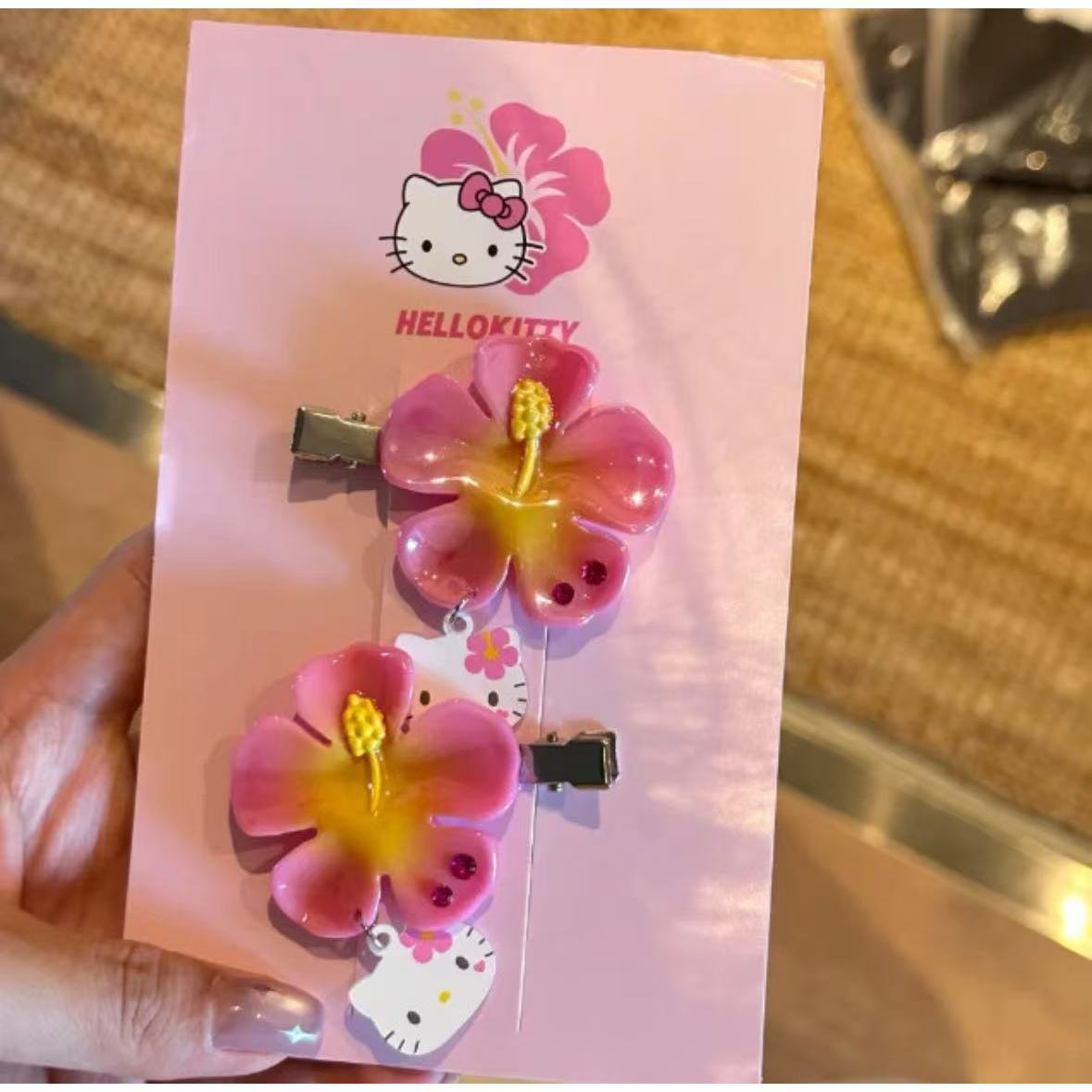 Kawaii Sanrio Hello Kitty Flow – обзор и цена Tech Hair Accessories